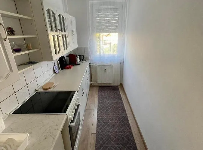 Lovely Home&lake Apartament